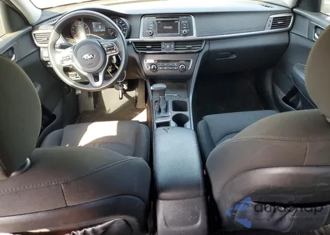 2017 Kia Optima Lx z USA, uszkodzony, nr VIN 5XXGT4L33HG148964